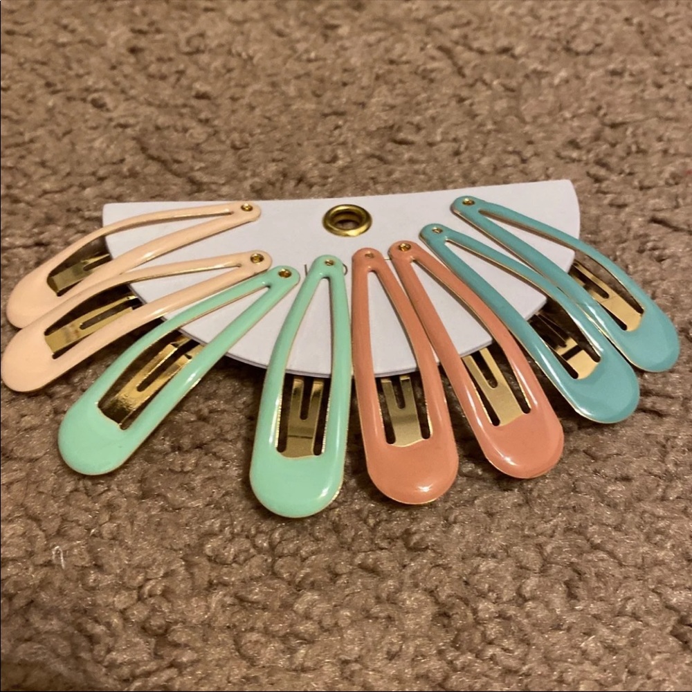 Loft half moon hair clip set